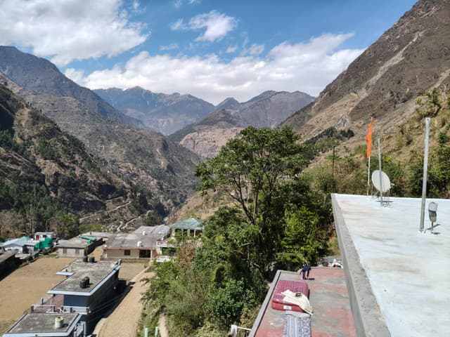 Garhwal Himalayan Hostay